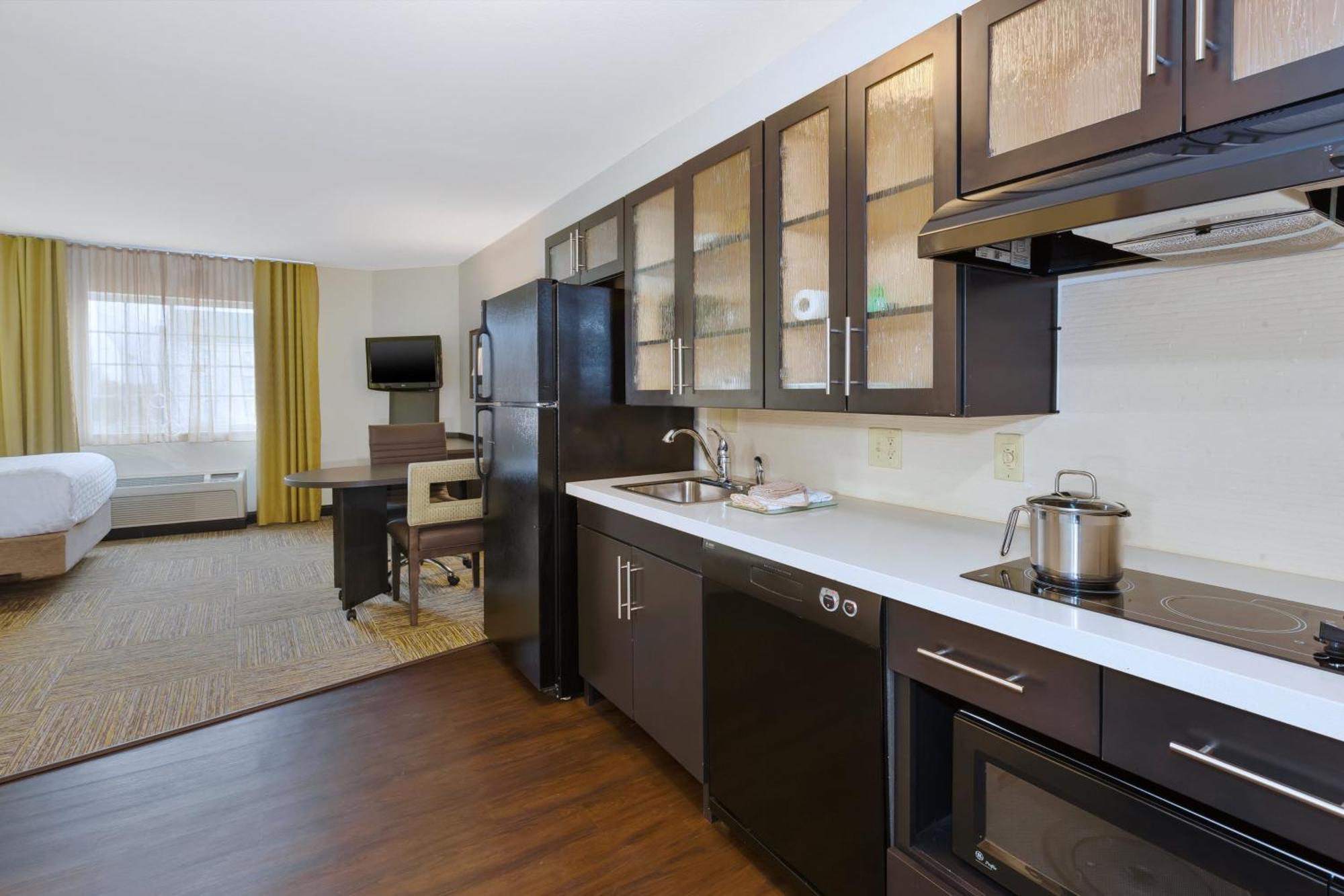 Candlewood Suites Polaris By Ihg Columbus Exterior photo